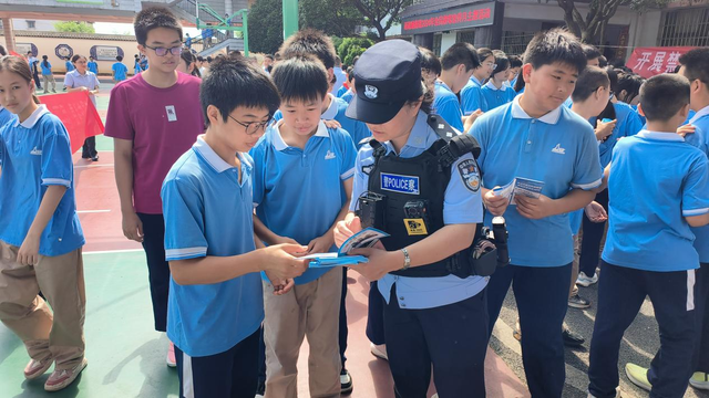 [ 安全生产月系列主题活动] 禁毒反诈反非法集资进校园，街道学校共筑安全“防护网”